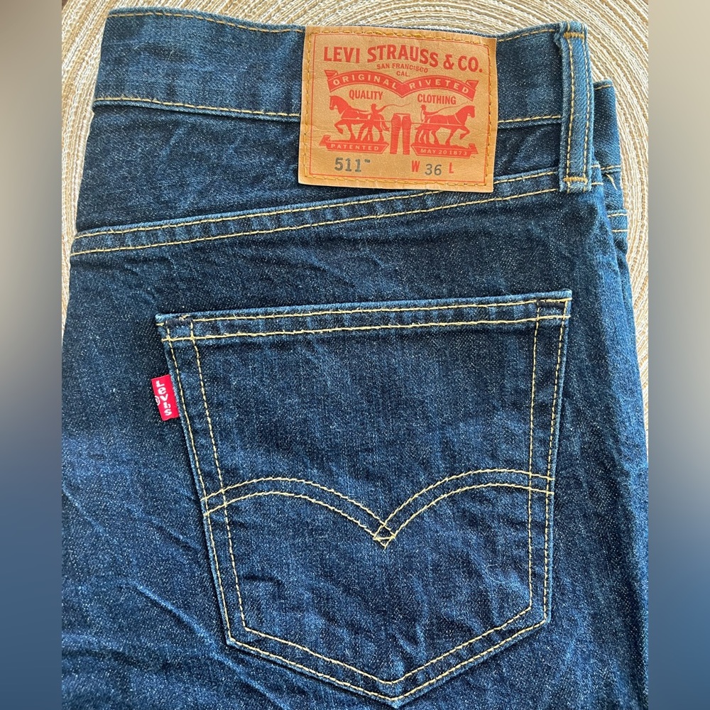 Levi’s 511 Jean Shorts Size 36 - Picture 3 of 6